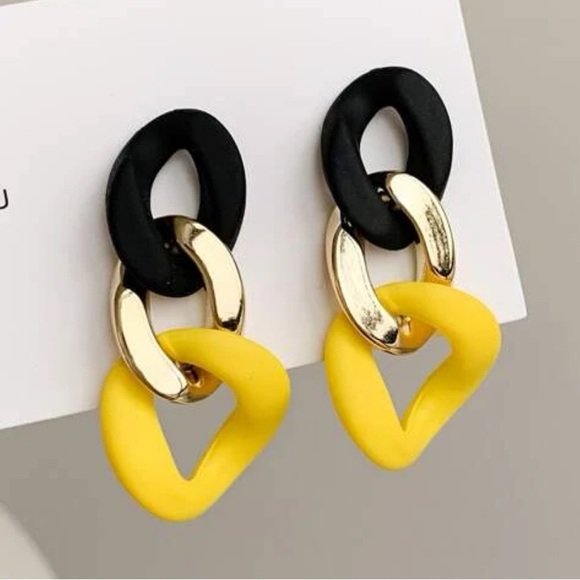 ๐๐ 3 / $20 ๐๐ Colorblock Chain Link Earrings - Picture 2 of 3